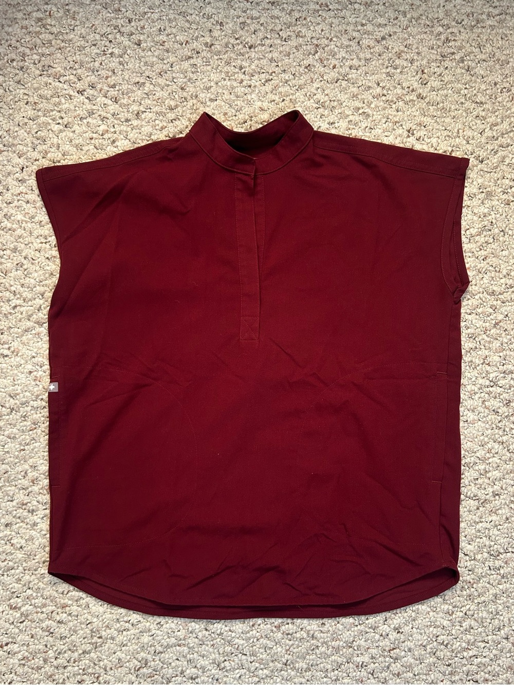 Figs Rafaela Oversized Scrub Top™ XXS Color Burgundy